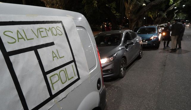 La manifestación del lunes partió desde el Rosedal y llegó hasta el Politécnico.