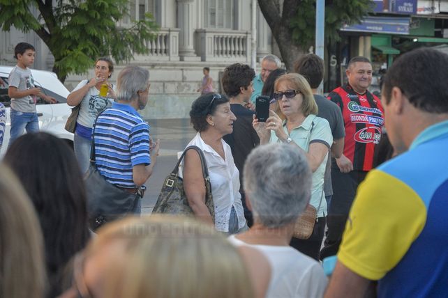 Comenzó la manifestación 1-A en apoyo del Gobierno