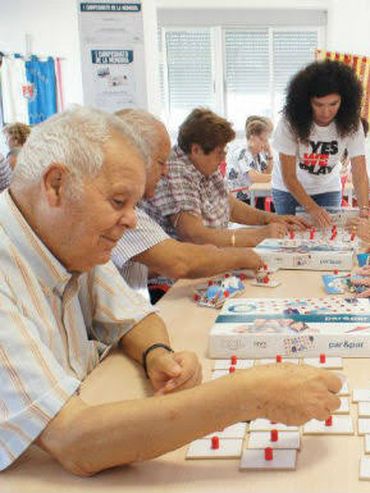 Método Montessori en geriatría, cada vez más utilizado