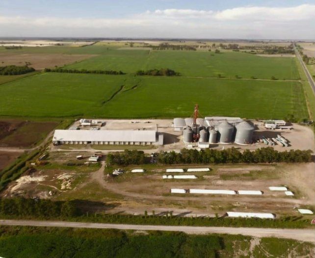 San Justo. Evacuaron la planta de silos Rigran por el peligro de derrumbe.