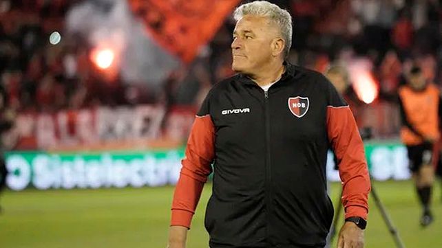 Adrian Coria dispuso los mismo once que cayeron ante Banfield.