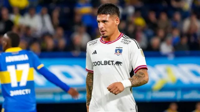 El marcador central Alan Saldivia debutó en el presente año en Colo Colo y se ganó un lugar en el equipo.