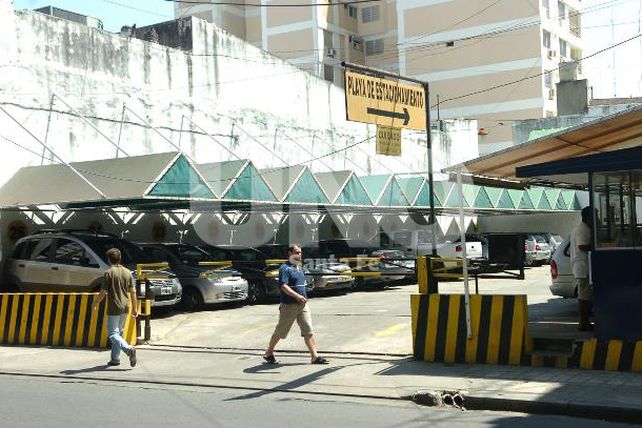 Alquilar una cochera por mes cuesta entre $450 y $600 en la ciudad