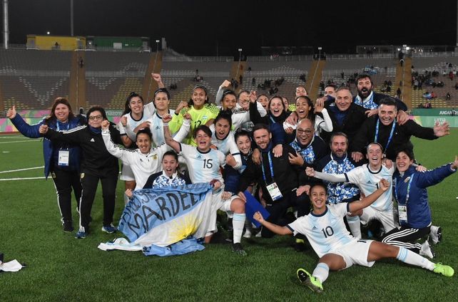 El festejo del plantel nacional.&nbsp;