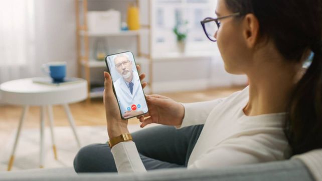 La demanda de videoconsultas colapsa los servicios de urgencias médicas.