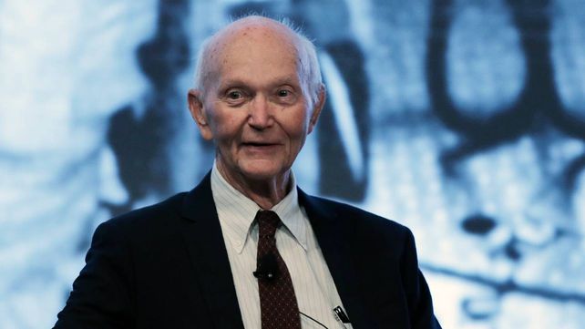 Michael Collins tenía 90 años.