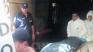 Un policía mató a una adolescente en un hotel y se suicidó