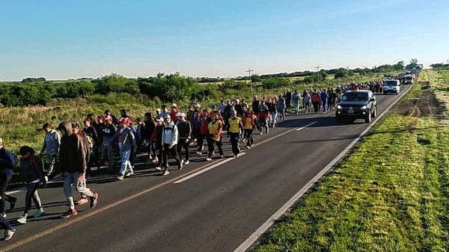 Peregrinos. Recorreran 90 kilómetros de fe..