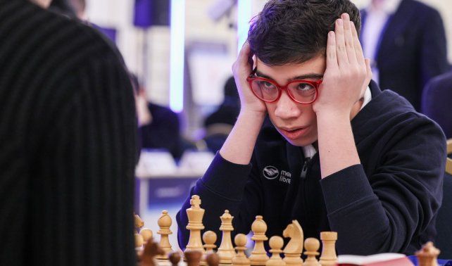 Faustino Oro está a una victoria de convertirse en el Gran Maestro más joven de la historia