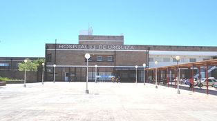 La joven fue intervenida quirúrgicamente en el hospital Justo José de Urquiza, su estado de salud es delicado.&nbsp;