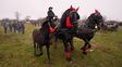 Hombres viajan en una carreta tirada por caballos durante las celebraciones de la Epifanía en Pietrosani, Rumania, el martes 6 de enero de 2026. (Foto AP/Vadim Ghirda) Hombres viajan en una carreta tirada por caballos durante las celebraciones de la Epifanía en Pietrosani, Rumania, el martes 6 de enero de 2026. (Foto AP/Vadim Ghirda)