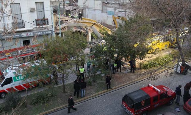 El ingeniero de la obra lindera neg&oacute; haberse fugado y dijo que Macri miente