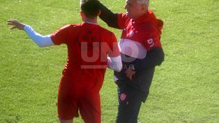 Madelón paró un inédito equipo titular en el amistoso ante Cosmos