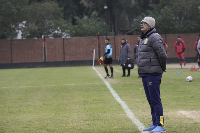 Newells y Central disputan siete clásicos en inferiores de Rosarina en el Centro Griffa. Foto: Sebastián Suárez Meccia (La Capital)