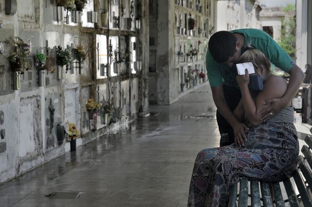 Velatorios exprés: por el Covid-19, solo permiten cinco personas en sepelios