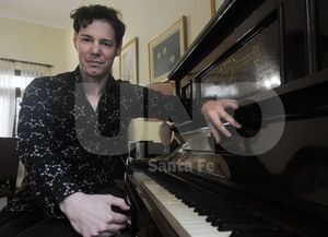 Silas Bassa: “Este disco es moderno y  muy personal”