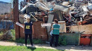 En un operativo conjunto entre el Ministerio de Seguridad y el municipio local, secuestraron 80 kilos de piezas de bronce y cobre robadas.