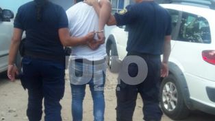 Colastiné: aprehendieron a un hombre y le secuestraron un chaleco antibalas