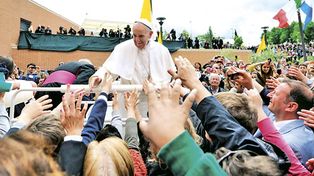 El Papa dijo que las mafias reducen al hombre a la esclavitud