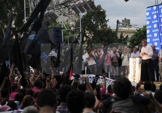 La oposición en la Argentina se parece a un cabaret