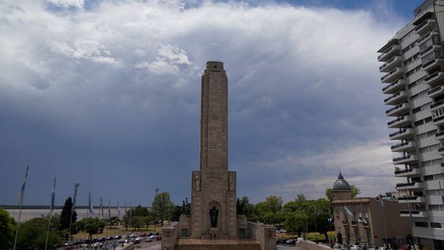 El tiempo en Rosario: un martes fresco y con alerta meteorológica