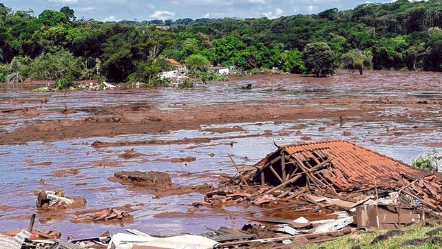máxima preocupación. Otra represa de la minera Vale colapsó en enero y hay cientos de desaparecidos.