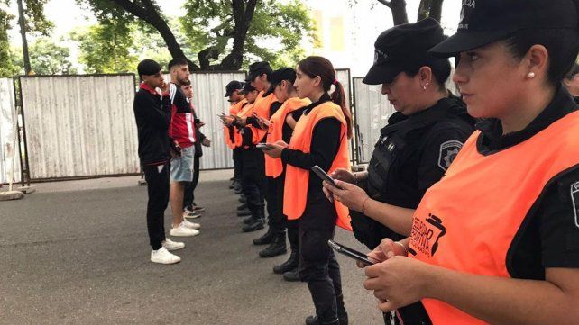 Los operativos realizados en cada partido de fútbol del fin de semana en la provincia