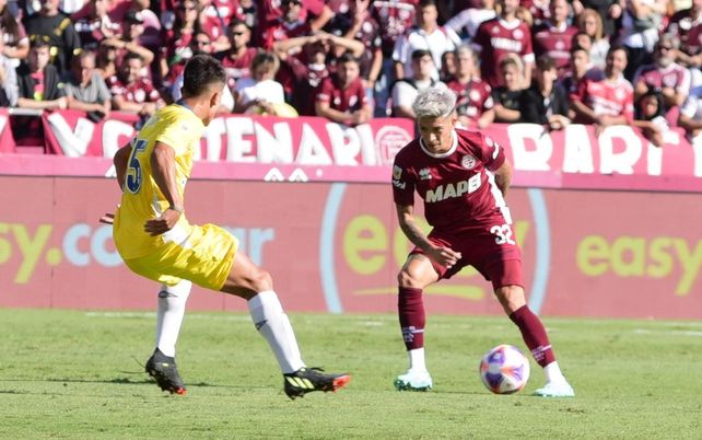 Central no apareció en la cancha de Lanús y regaló el invicto con un 3-0 inapelable