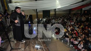 El Padre César y Los Pecadores dieron un show en Santa Fe