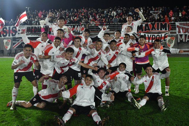 El festejo de los jugadores de la Reserva de River&nbsp;