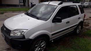 La camioneta en cuestión, marca Ford modelo Eco Sport, se encuentra en poder de sus dueños.
