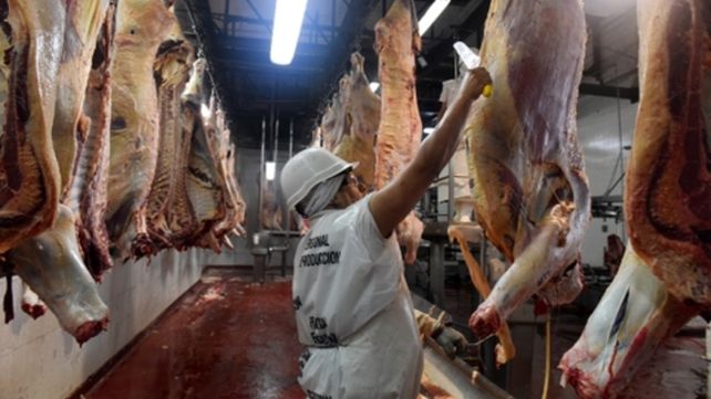 Carne. El gobierno dispuso restricciones a las exportaciones.