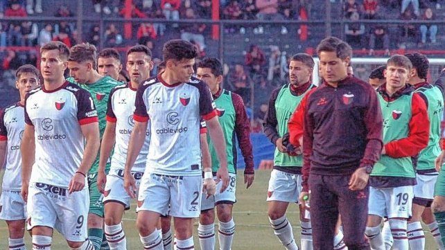 Guillermo Ortiz dejó sus impresiones del empate de Colón en el debut de Medrán. Guillermo Ortiz dejó sus impresiones del empate de Colón en el debut de Medrán.