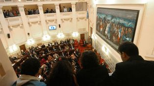 Fuerte reclamo de la ciudad a la Legislatura