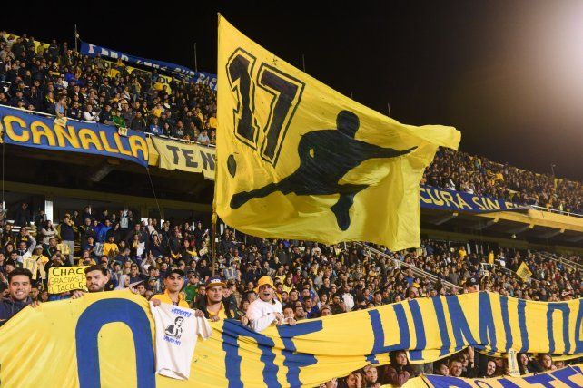 Los hinchas de Central le rindieron tributo a German Herrera en su último partido como profesional.