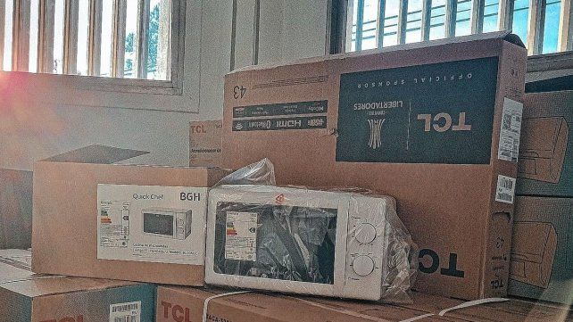 Colón compró más material para que su pensión tenga otras comodidades.