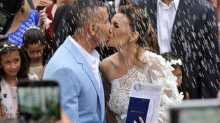 Carlitos Tevez se casó en una fiesta de medio millón de dólares y varios días