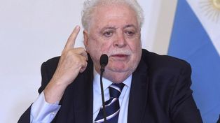 Ginés González García habló sobre la cuarentena prolongada y apuntó contra Alberto Fernández