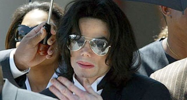 Archivan investigaci&oacute;n contra m&eacute;dicos que atendieron a Michael Jackson