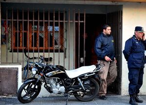 Atentado incendiario en la casa del principal sospechoso de ser el asesino de Candela