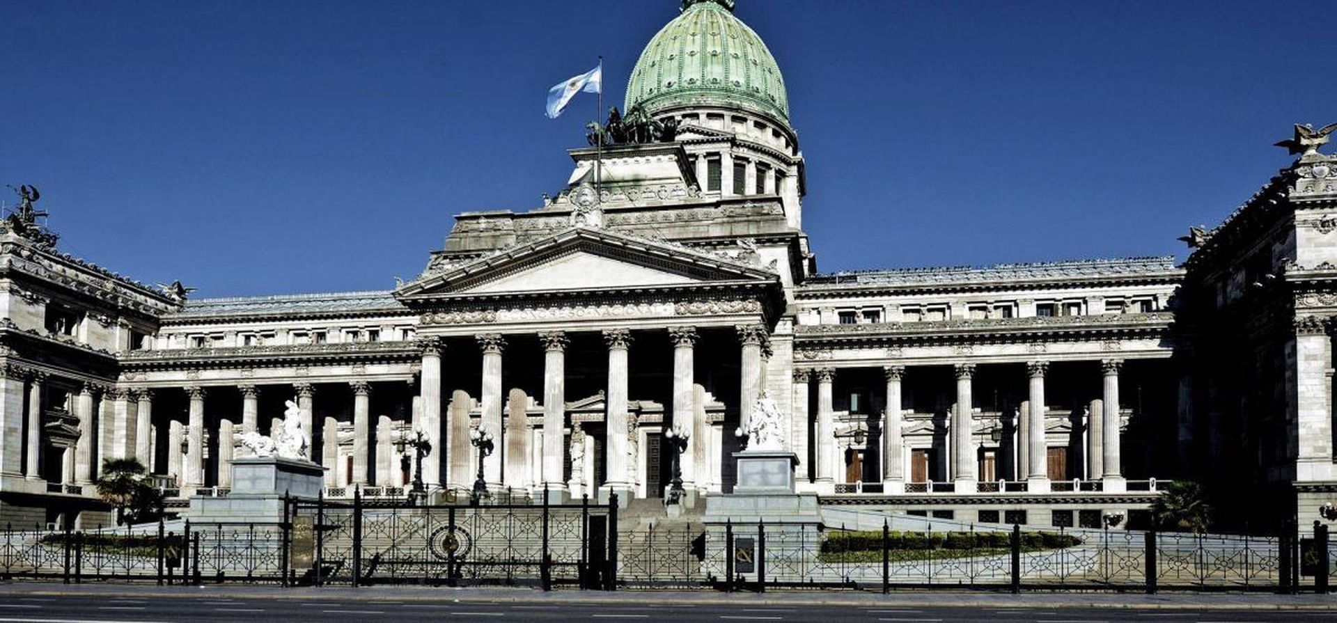Milei logró un valioso triunfo al cierre de un 2025 legislativo exiguo