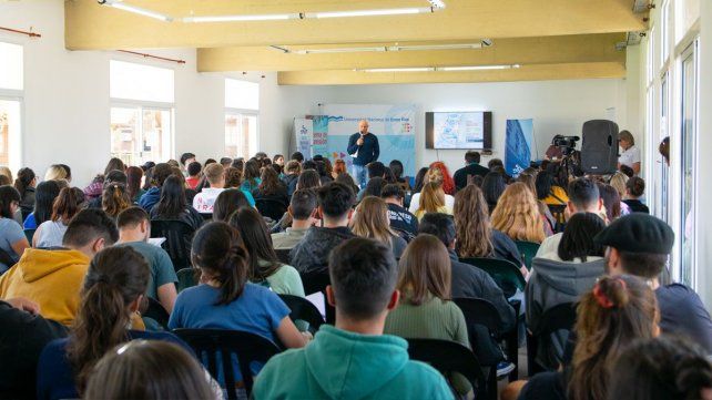 Universidades: media sanción para subsidiarles electricidad