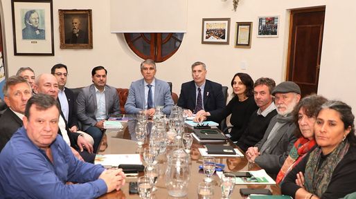 Paritarias: para UPCN y ATE la propuesta salarial de la provincia resulta razonable