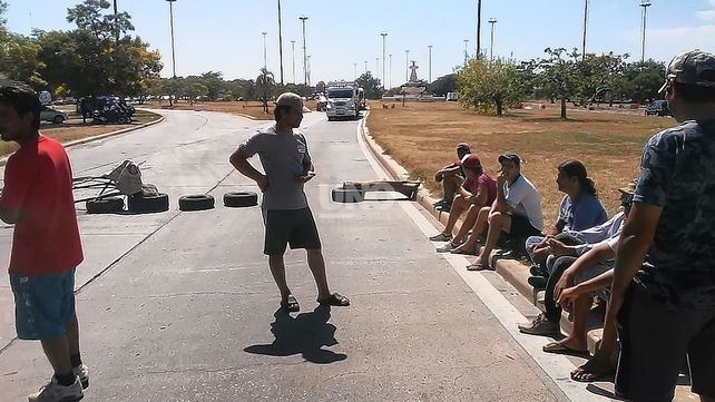 El corte de los pescadores sobre la Ruta 168&nbsp;