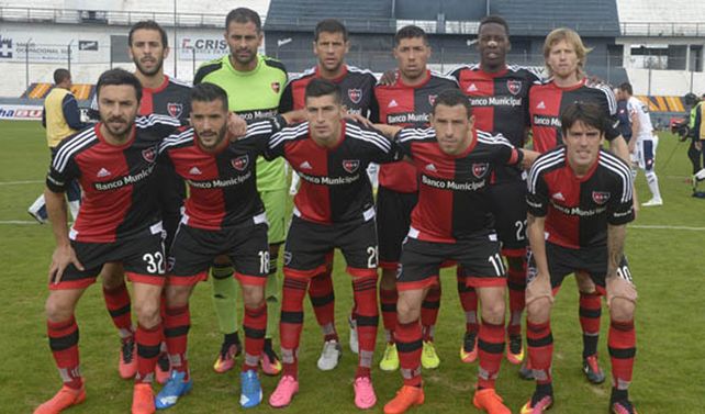 Titulares . Los once jugadores que eligió Diego Osella para comenzar el torneo ante Quilmes fue la base que jugó en los ensayos de pretemporada.&nbsp;