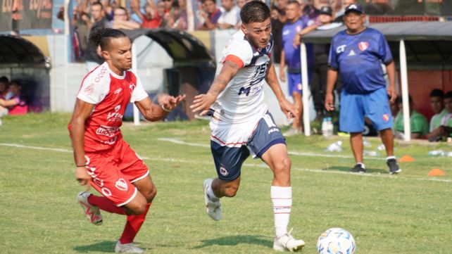 El distinto en el Charrúa. Tomás Ramírez regresó a Tablada y se ganó un lugar en el equipo de Daniel Teglia.&nbsp; 