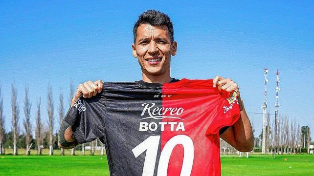 Rubén Botta se transformó en la figura de Colón ante Lanús Rubén Botta se transformó en la figura de Colón ante Lanús