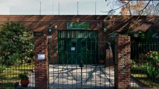 El asesinato del tío de una alumna se produjo frente al colegio al que asiste le chica, en Rafael Castillo, La Matanza.