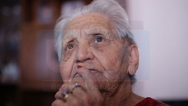 Paula, la abuela de 95 años que cura de palabra a los jugadores de Patronato