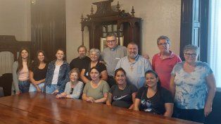 El arzobispo de Rosario, monseñor Eduardo Martín, recibió a referentes de las principales organizaciones sociales de la ciudad para comenzar la conformación de una Mesa contra el Hambre.